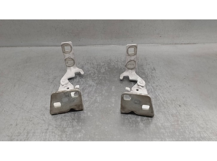 Recambio de bisagra puerta para opel vivaro furgón/combi (07.2006 =>) 2.0 16v cdti referencia OEM IAM 312082 