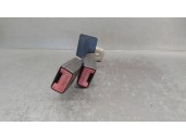 Recambio de enganche cinturon para skoda superb (3u4) 1.9 tdi referencia OEM IAM 3B0857739C TRAS IZQ/ CENTRAL 