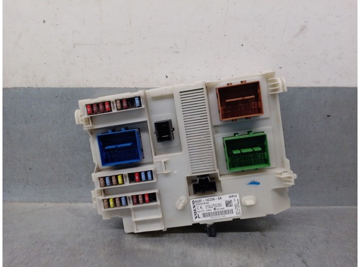 Recambio de caja reles / fusibles para volvo s60 ii (134) d4 referencia OEM IAM 31314116AA 