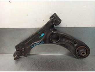 Recambio de brazo suspension inferior delantero izquierdo para chevrolet aveo 1.3 diesel cat referencia OEM IAM 95017035  