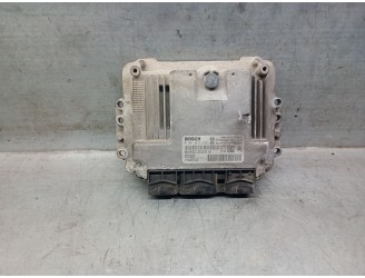 Recambio de centralita motor uce para santana 300/350 1.6 hdi 4x4 referencia OEM IAM ZY34027618 ZY34027618 0281013333 BOSCH