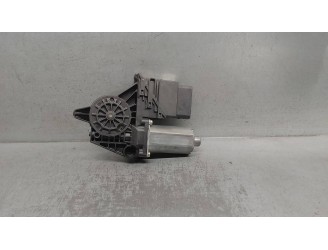Recambio de motor elevalunas trasero izquierdo para skoda superb (3u4) 1.9 tdi referencia OEM IAM 3U0959811 18 PINES 