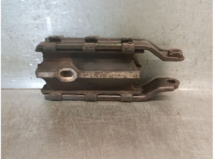 Recambio de soporte motor para volvo s60 ii (134) d4 referencia OEM IAM 31262935 31262935 FOMOCO