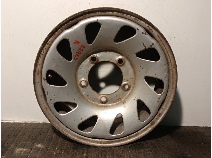 Recambio de llanta para santana 300/350 1.6 hdi 4x4 referencia OEM IAM 4321084C00 R15X51/2JDOT 