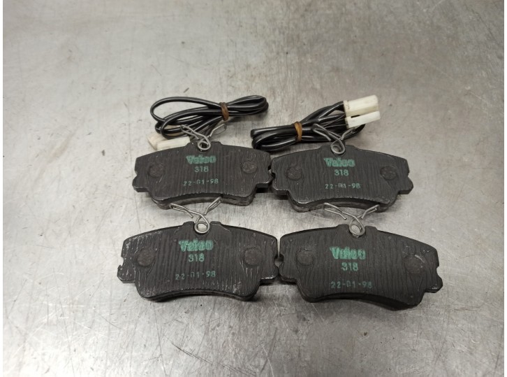 Recambio de pastillas de freno para alfa romeo 33 berlina referencia OEM IAM FD461A  