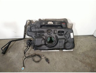 Recambio de deposito combustible para mitsubishi space wagon (n80/n90) 2.4 gdi cat referencia OEM IAM MR978300 CESTA 27