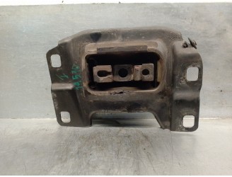 Replacement gearbox mount for Volvo S40 saloon 2.0 diesel cat OEM IAM reference 4M517M121 4M517M121 