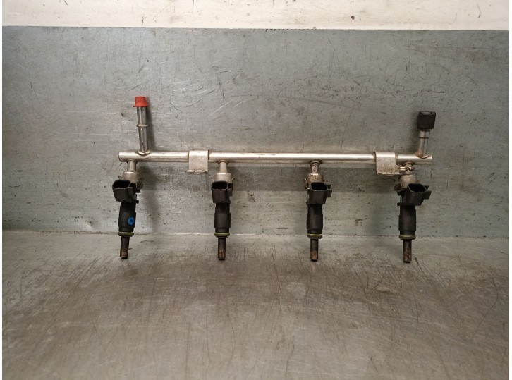 Recambio de rampa inyectora para chevrolet cruze 1.6 cat referencia OEM IAM 55562597 55562597 