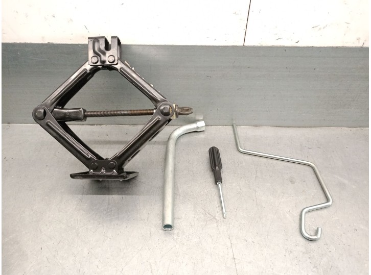 Recambio de util rueda repuesto para ford ka (ccu) 1.3 tdci cat referencia OEM IAM 9S5117009AA 1563806 