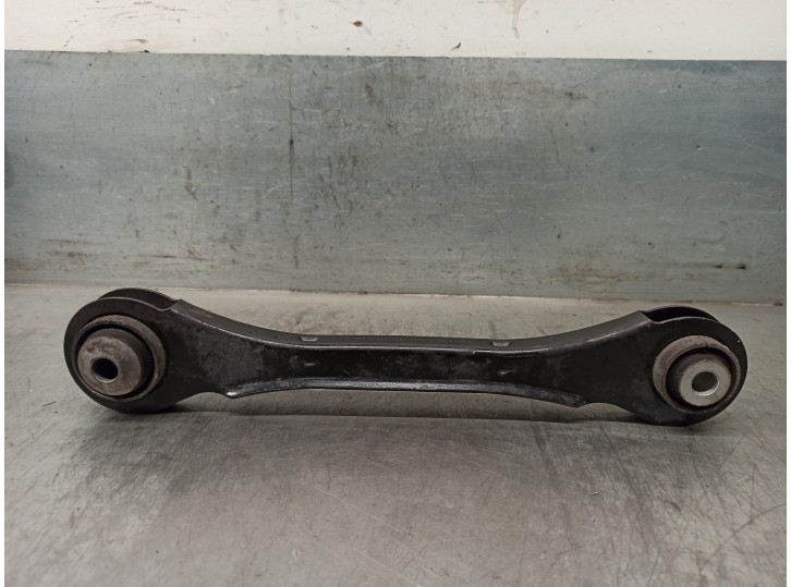 Recambio de brazo suspension superior trasero izquierdo para bmw serie 1 lim. (f20) 2.0 turbodiesel referencia OEM IAM 6792519 