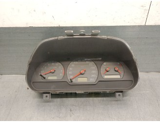 Recambio de cuadro instrumentos para volvo v40 familiar 2.0 turbo cat referencia OEM IAM 30638551 30638551 