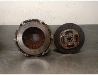 Recambio de kit embrague para dacia sandero ii 0.9 tce cat referencia OEM IAM 302052515R 302052515R 