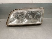 Recambio de faro izquierdo para volvo v40 familiar 2.0 turbo cat referencia OEM IAM 30899682 30899682 HELLA