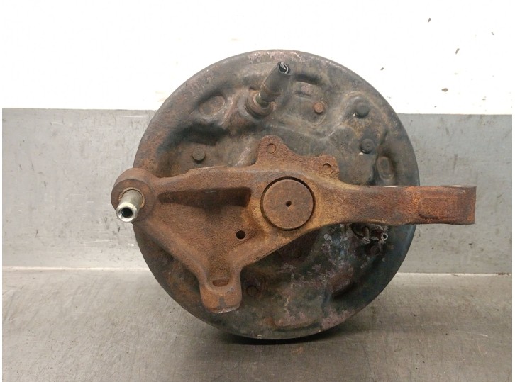 Recambio de mangueta trasera derecha para kia carens 1.8 cat referencia OEM IAM 0K2C026110B 0K2C026110B 