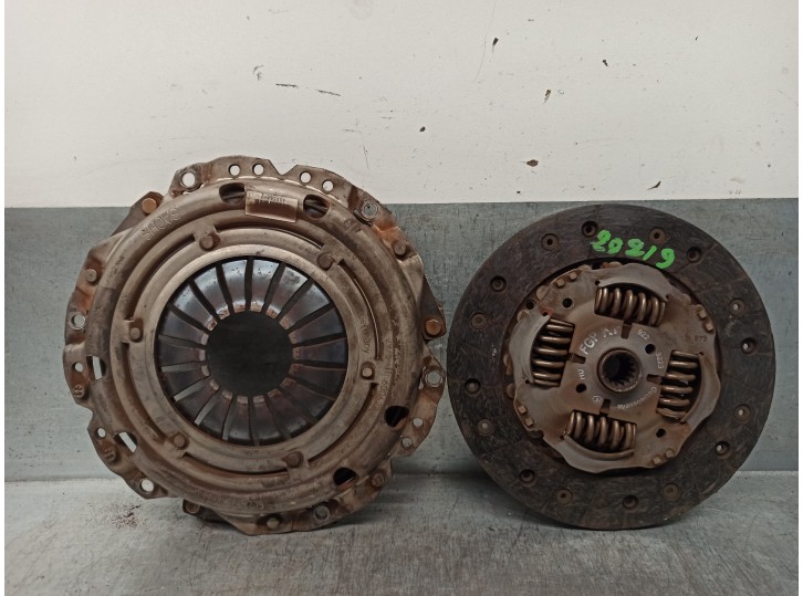 Recambio de kit embrague para opel astra h berlina 1.6 16v referencia OEM IAM 55556349 9223223 LUK