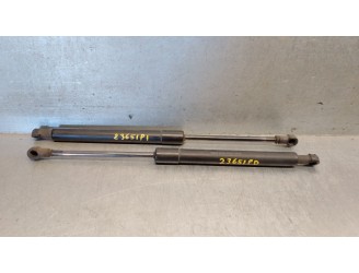 Replacement boot / tailgate shock absorbers for Volvo S80 Saloon 2.8 Bi-Turbo CAT OEM IAM reference 9483297 9483297 