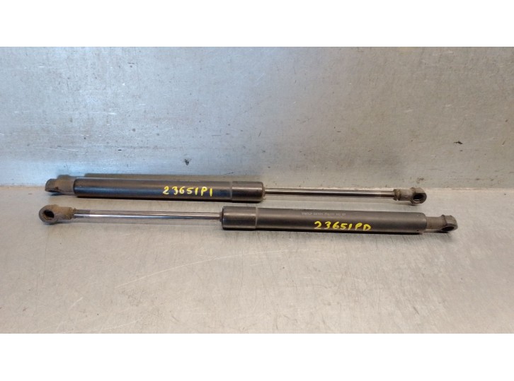 Replacement boot / tailgate shock absorbers for Volvo S80 Saloon 2.8 Bi-Turbo CAT OEM IAM reference 9483297 9483297 