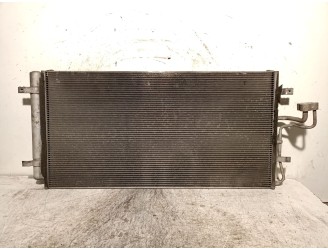 Recambio de condensador / radiador aire acondicionado para kia carens iii monospace (un) 2.0 crdi 115 referencia OEM IAM 976061D