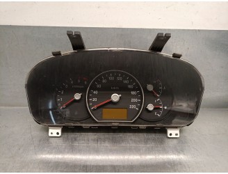 Recambio de cuadro instrumentos para kia carens iii monospace (un) 2.0 crdi 115 referencia OEM IAM 940031D811 940031D811 