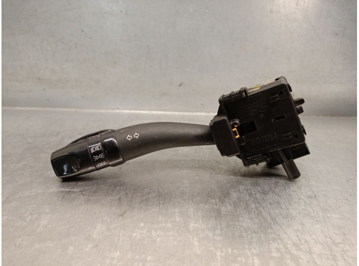 Recambio de mando luces para kia carens iii monospace (un) 2.0 crdi 115 referencia OEM IAM 202004729 934101D000 