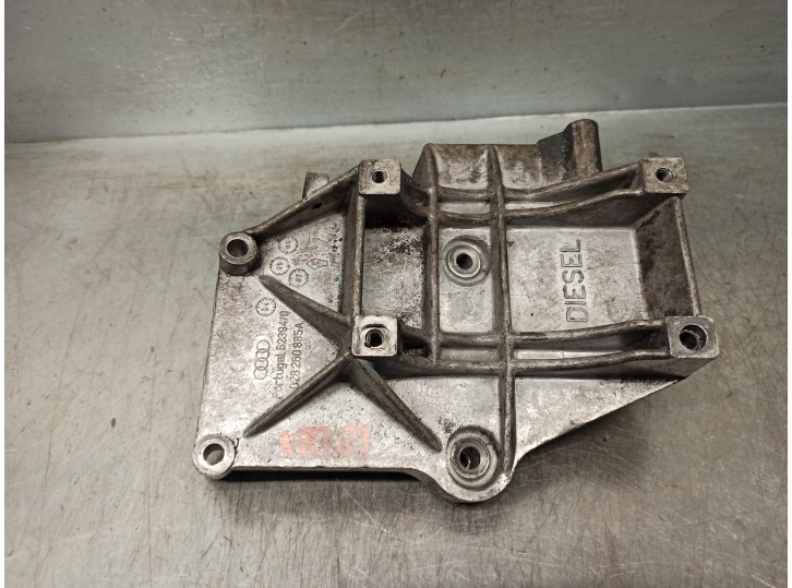 Recambio de soporte alternador para audi a4 berlina (b5) 1.9 tdi referencia OEM IAM 028260885A 