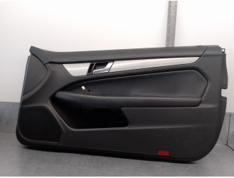 Recambio de guarnecido puerta delantera derecha para mercedes-benz clase c (w204) coupe 2.1 cdi cat referencia OEM IAM A20444020