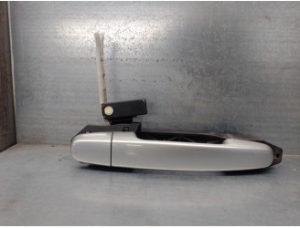 Recambio de maneta exterior delantera derecha para toyota avensis berlina (t25) 2.0 d-cat referencia OEM IAM 242304 5 PUERTAS