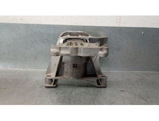 Recambio de soporte motor derecho para opel vivaro c furgoneta (k0) 1.5 referencia OEM IAM 4A103720 4A103720 