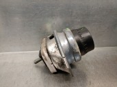 Replacement right engine mount for Land Rover Range Rover Sport I (L320) 3.0 D 4x4 OEM IAM reference AH226A003BA 