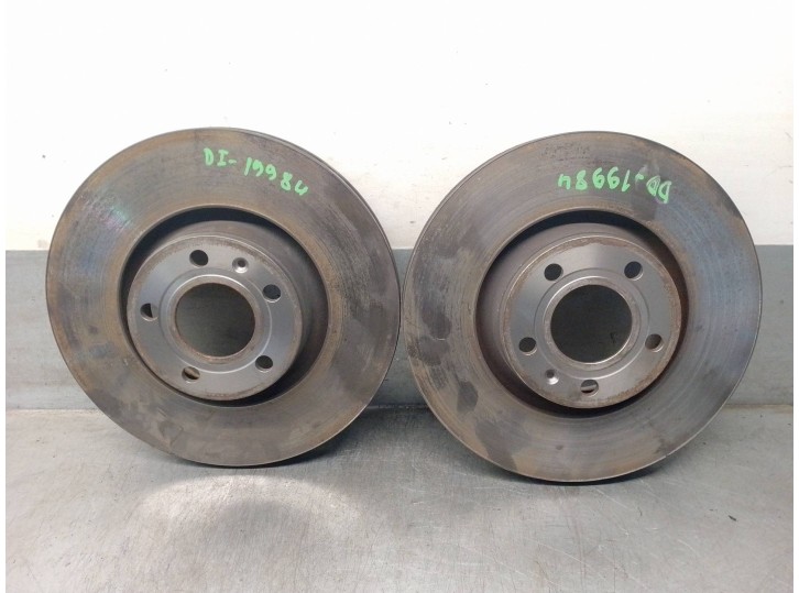 Recambio de disco freno delantero para audi a6 berlina (4f2) 3.0 v6 24v tdi referencia OEM IAM 4F0615301E 09C89511 BREMBO