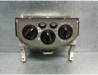 Recambio de mando calefaccion / aire acondicionado para opel vivaro a furgoneta (x83) 1.9 di (f7) referencia OEM IAM 4408836 