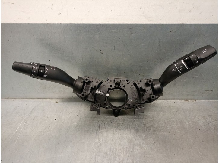 Recambio de mando luces para kia stonic (yb) 1.0 t-gdi referencia OEM IAM 93404D4962 