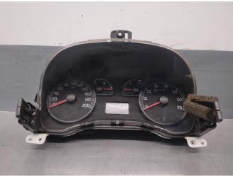 Recambio de cuadro instrumentos para fiat punto berlina (188) 1.2 cat referencia OEM IAM 46833368 503000460300 VDO
