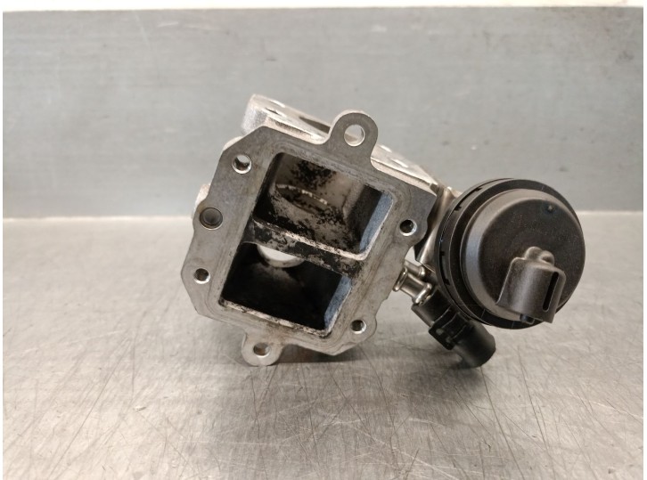 Recambio de valvula egr para volkswagen passat berlina (3c2) 2.0 tdi referencia OEM IAM 03G131063F  103557 WHALER