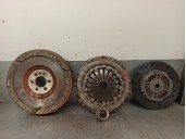 Replacement clutch kit for Peugeot 208 1.2 12V VTi OEM IAM reference 9671404980 