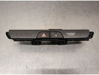 Recambio de warning para kia stonic (yb) 1.0 t-gdi referencia OEM IAM 93790H8010WK  4D63611000