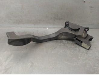 Recambio de potenciometro pedal para fiat idea (135) 1.3 jtd cat referencia OEM IAM 51715557 0280752250 BOSCH