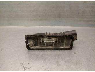 Recambio de piloto matricula para porsche cayenne (92a) 3.0 diesel referencia OEM IAM 1K8943021  