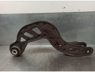 Recambio de brazo suspension superior trasero izquierdo para mercedes-benz clase a (w176) 1.5 cdi cat referencia OEM IAM A246350