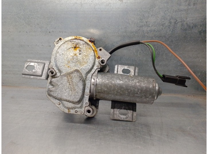 Recambio de motor limpia trasero para ford sierra berlina referencia OEM IAM 85BG17K441A2A 0390201511 BOSCH