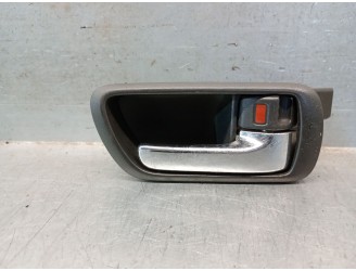 Recambio de maneta interior trasera derecha para toyota corolla verso (r1) 2.2 turbodiesel cat referencia OEM IAM 692050F010 692