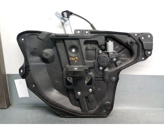 Replacement front left window regulator for Mazda 3 Lim. (BL) 2.2 turbodiesel cat OEM IAM reference BHS25997XB BHS25997XB 