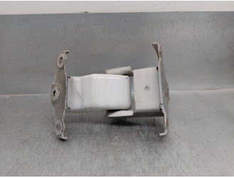 Recambio de bisagra porton para renault trafic caja cerrada (ab 4.01) 2.0 dci diesel fap cat referencia OEM IAM 527428A TRAS DER