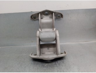 Recambio de bisagra porton para renault trafic caja cerrada (ab 4.01) 2.0 dci diesel fap cat referencia OEM IAM 527428A TRAS DER