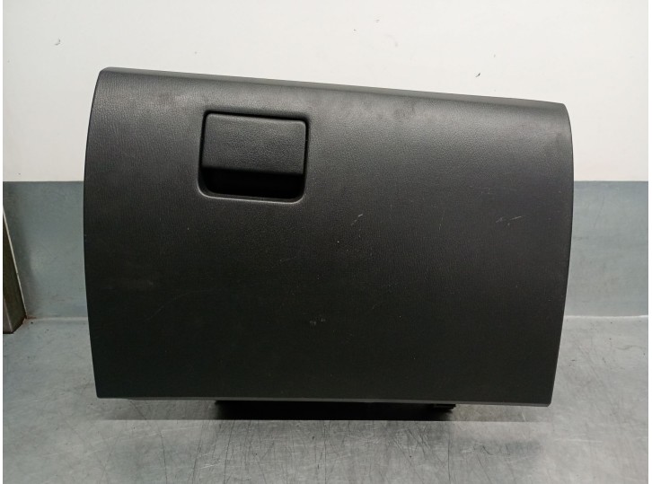 Recambio de guantera para mazda 3 lim. (bl) 2.2 turbodiesel cat referencia OEM IAM BHN164030C02 BHN164030C02 