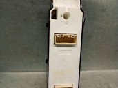 Replacement front left window regulator switch for Mazda 3 Lim. (BL) 2.2 turbodiesel cat OEM IAM reference BHR966350A BHR966
