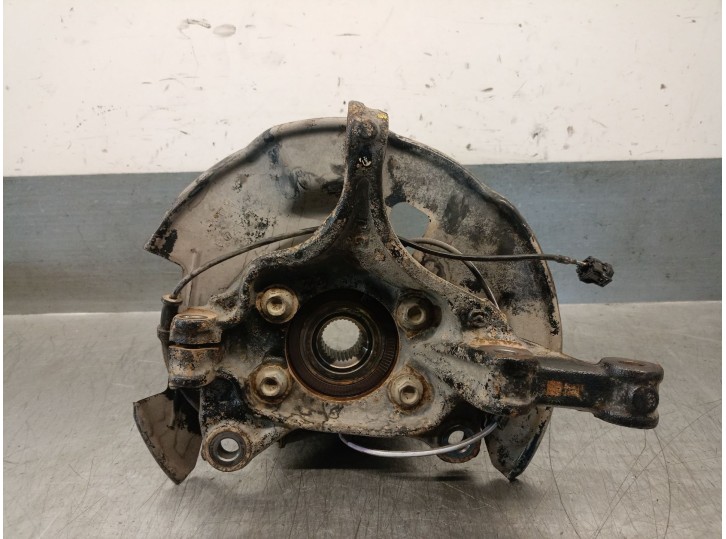 Recambio de mangueta delantera izquierda para mazda 3 lim. (bl) 2.2 turbodiesel cat referencia OEM IAM B45A33031 B45A33031 