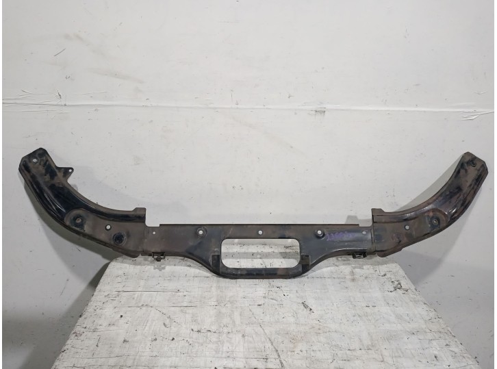 Recambio de panel frontal para mazda 3 lim. (bl) 2.2 turbodiesel cat referencia OEM IAM B45A53150A B45A53150A 