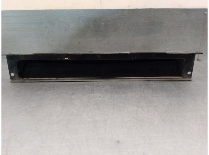 Recambio de molduras delanteras para land rover range rover velar 2.0 diesel cat referencia OEM IAM J8A29H700AB LR094005 