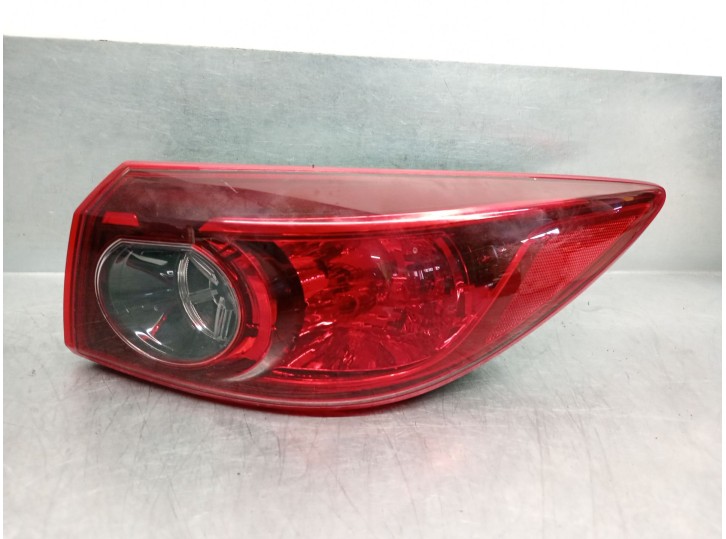 Recambio de piloto trasero derecho para mazda 3 lim. (bl) 2.2 turbodiesel cat referencia OEM IAM B45A51150B B45A51150B 